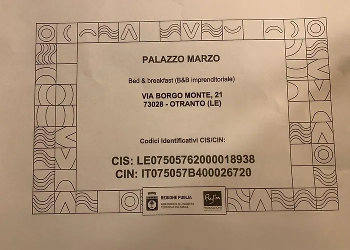 Palazzo Marzo 4* Отранто