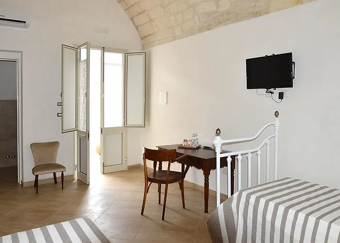 Palazzo Marzo Отранто