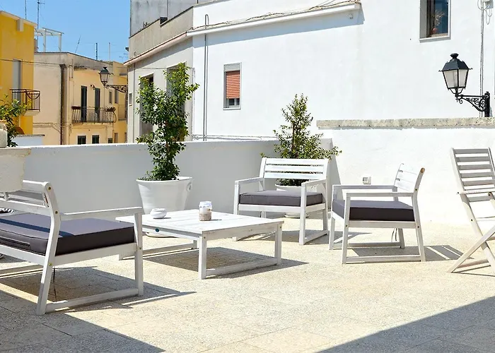 Palazzo Marzo 4* Отранто