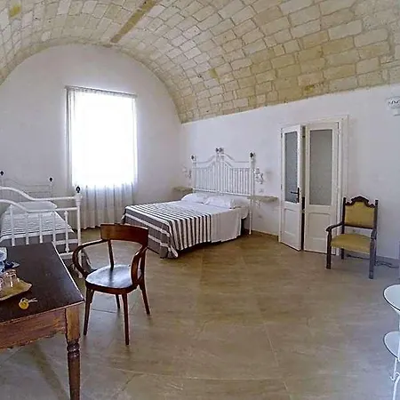 Palazzo Marzo Oda ve Kahvaltı Otranto