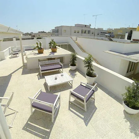 Palazzo Marzo 4*