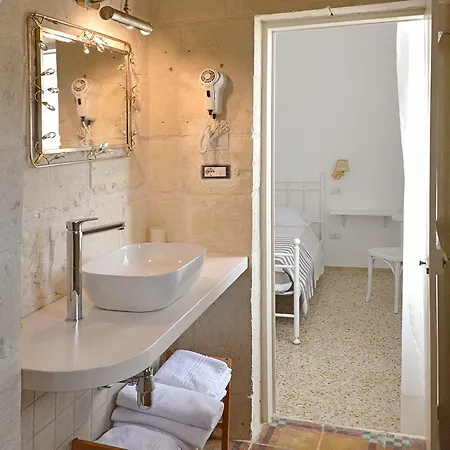 Oda ve Kahvaltı Palazzo Marzo 4*