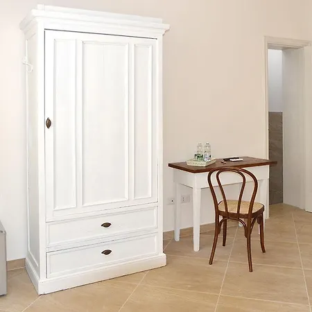 Palazzo Marzo 4*